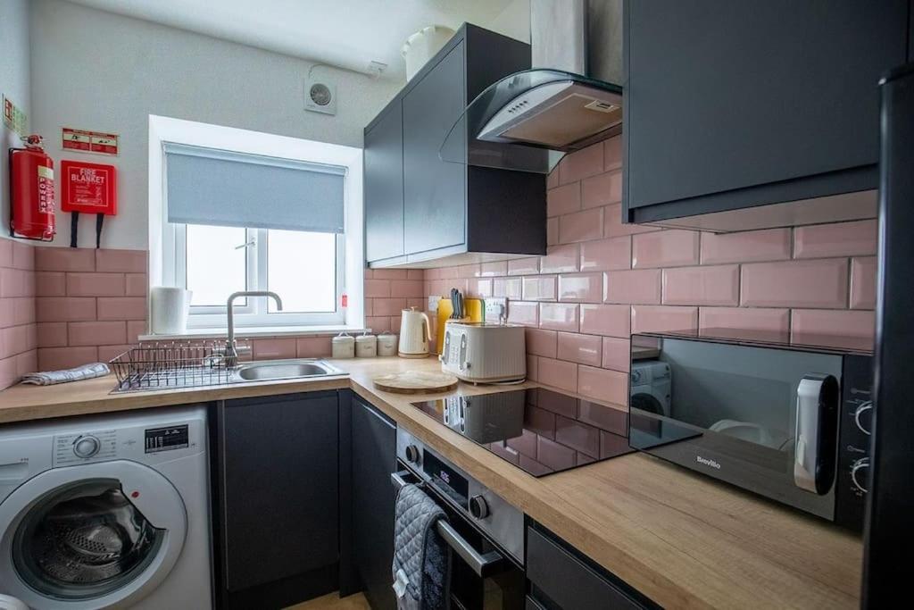 Apartment Anchorage 4 - One Bed Close To The Centre And The Beach, Located In Llandudno, North Wales Llandudno