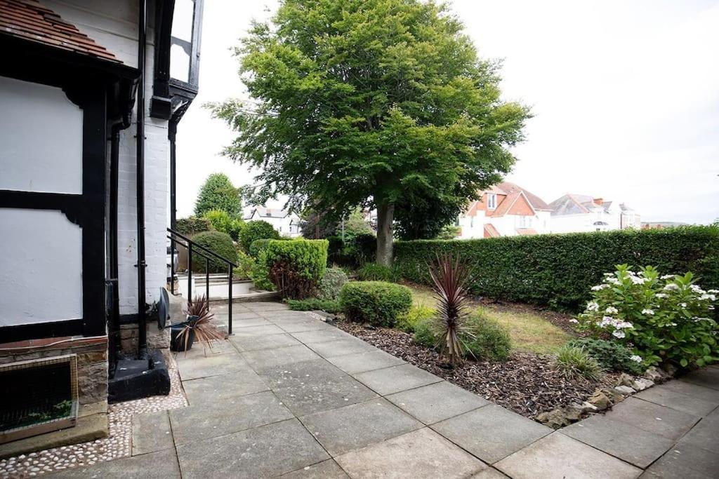 Anchorage 4 - One Bed Close To The Centre And The Beach, Located In Llandudno, North Wales * Llandudno