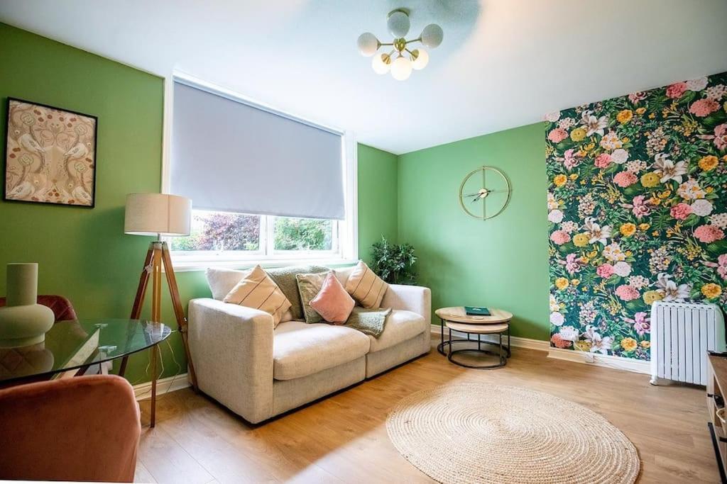 Anchorage 4 - One Bed Close To The Centre And The Beach, Located In Llandudno, North Wales Apartment *